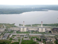 Kärnkraftverket Ignalina ligger fyra mil från staden med samma namn, vid grönssjön Drūkšiai.