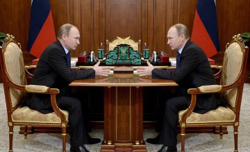 Det är inte känt om Putin har någon dubbelgångare. Bilden är manipulerad. Originalfoto: Kremlin.ru